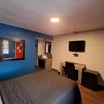 Lizvan Hotel-Motel